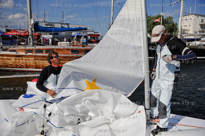 Gdynia. Port Jachtowy. Zeglarz Mateusz Kusznierewicz,...