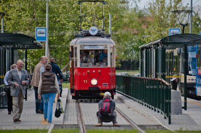Gdansk. Petla tramwajowa w Jelitkowie. Majowka z tramwajem....