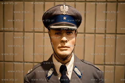 Uniwersytet Gdanski. Wydzial Prawa i Administracji....