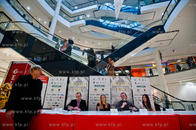 Gdansk. CH. Galeria Baltycka. Konferencja prasowa poprzedzajaca...