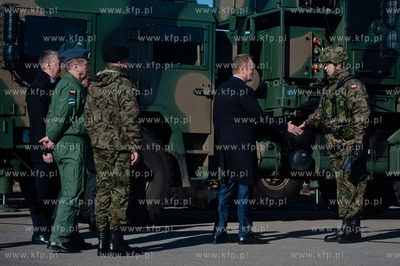Siemirowice. 44 Baza Lotnictwa Morskiego. Wizyta premiara...
