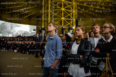 Gdansk. Byly zbiornik gazowy na terenie Polskiej Spolki...