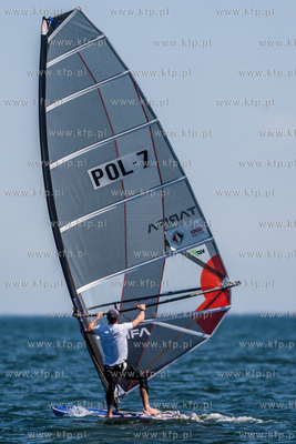 Zatoka Gdanska. Regaty Mistrzostw Swiata w klasie Raceboard,...