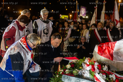 Gdynia. Obchody 45. rocznicy Grudnia '70. Apel poleglych...
