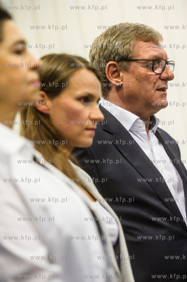 Gdańsk.  CH Manhattan. Biuro Platformy Obywatelskiej....