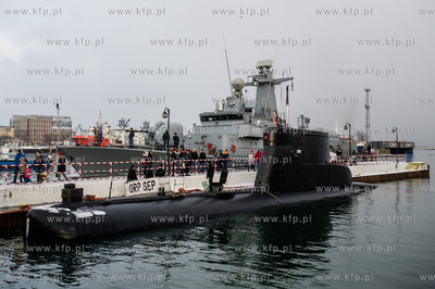 Gdynia. Skwer Kościuszki. Piknik wojskowy pt. Bezpieczna...