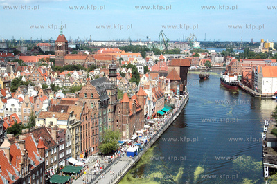 Panorama Gdanska z 55-metrowego dzwigu firmy Castel...