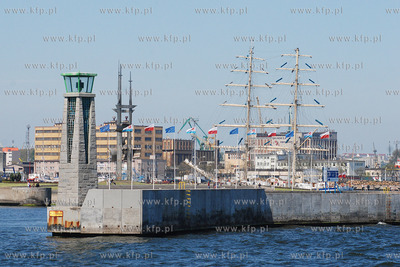 Gdynia. Wejscie do portu
16.05.2008
Fot. Andrzej...