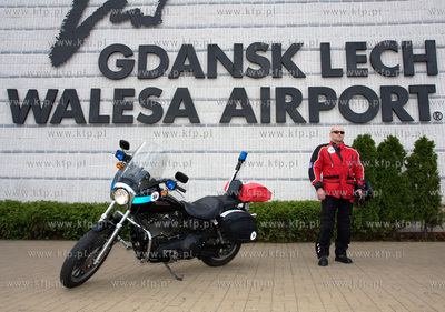 Gdansk, Rebiechowo Nz.Dariusz Olech jeden z ratownikow...