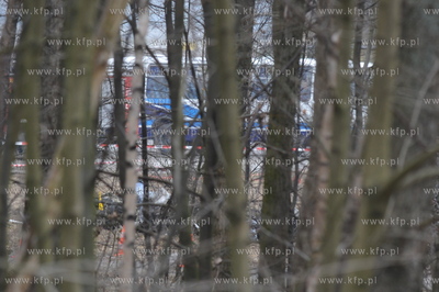 Miejsce wypadku wojskowego samolotu Bryza. n/z wrak...