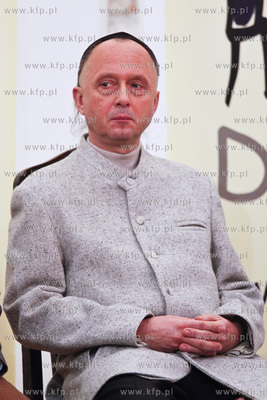 Gdansk-Muzeum Narodowe, Forum Jednosci Bogactwo a ubostwo...