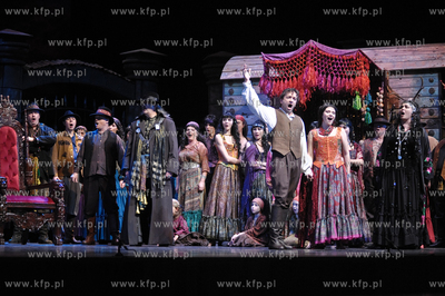 Opera Nova w Bydgoszczy operetka Johanna Straussa pt....