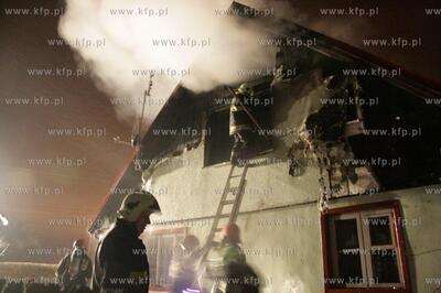 Pozar domu na ulicy Ornitologow 4 w Gdansku - Gorkach...