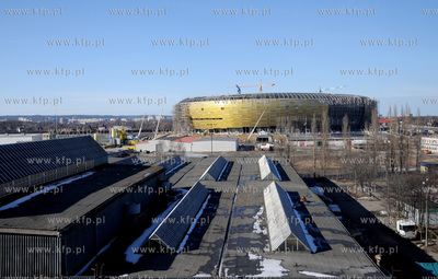 Gdansk, Letnica. PGE Arena nabiera bursztynowego koloru.
07.03.2011
fot....