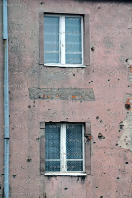 Gdynia. U zbiegu ulic Gornej i Ujejskiego w Gdyni stoi...