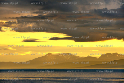 Norwegia , okolice Narviku, polnocna czesc kraju, NZ.fiord...