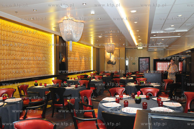 Do Portu w Gdyni przyplynal wycieczkowiec Marina. Marina...