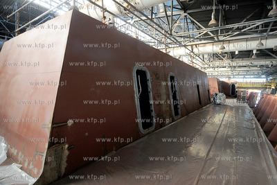 Niedokonczona Korweta Gawron oczekujaca na decyzje...