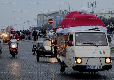 Gdynia. Jubileuszowa, X edycja parady Mikolaje na Motocyklach...