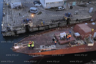 Gdynia Stocznia Marynarki Wojennej Wodowanie techniczne...