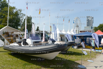 Gdynia 14. edycja Targów WIATR i WODA na wodzie
20.07.2019
fot....