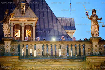 Koncert carillonu i trąbek w Złotej Bramie 26.07.2024...