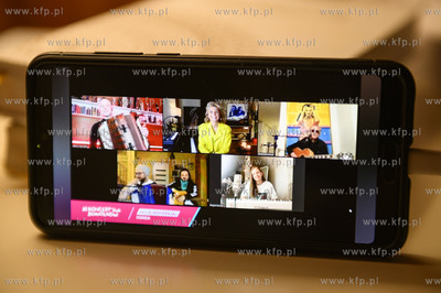 #koncertdlabohaterów w Player.pl z udziałem polskich...