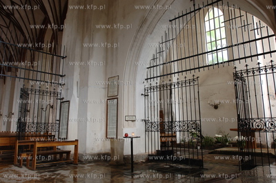 Pozar kosciola sw. Katarzyny w Gdansku. Wnetrze kosciola...