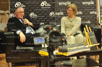 Spotkanie autorskie z profesorem Wiktorem Osiatynskim...