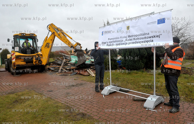 Gdansk, Matarnia. Wyburzanie budynkow pod budowe Pomorskiej...