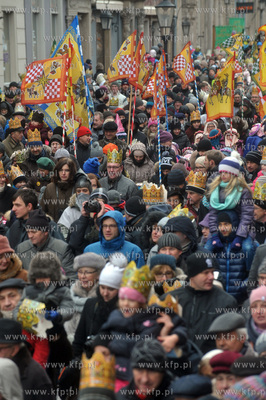 Orszak Trzech Kroli przeszedl ulicami Gdanska. 06.01.2015...