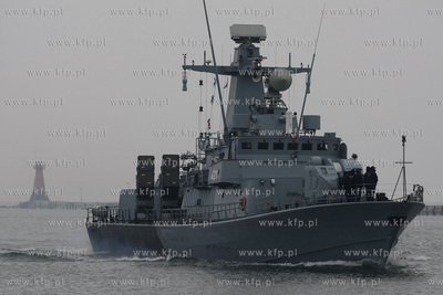 Gdansk. Okrety - ORP Metalowiec, ORP Rolnik i ORP Orkan...