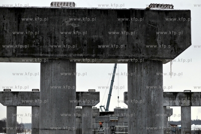 Gdansk. Trwa budowa Trasy Sucharskiego, która to ma...