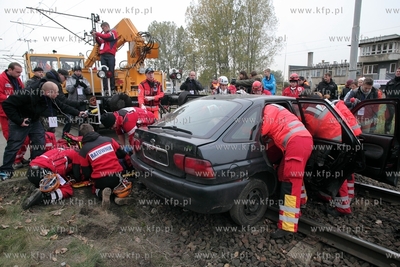 Gdansk. Manewry grup ratowniczy?ch Reborn 2012.
27.10.2012
fot....