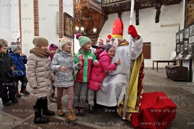 Gdanskie przedszkolaki spotkaly sie ze sw. Mikolajem...