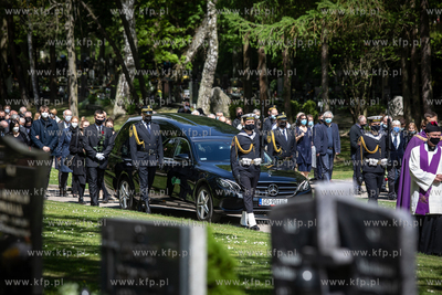 Cmentarz Srebrzysko. Pogrzeb pierwszego demokratycznie...