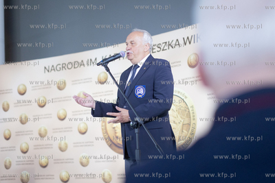 Muzeum Miasta Gdyni Nagrody im.. Kapitna Leszka Wiktorowicza...