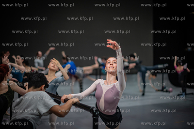 B Jak Balet, czyli otwarta próba zespołu baletu Opery...