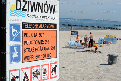 Dziwnow, plaza. Plazowicze  02.06.2009 fot. Wojciech...