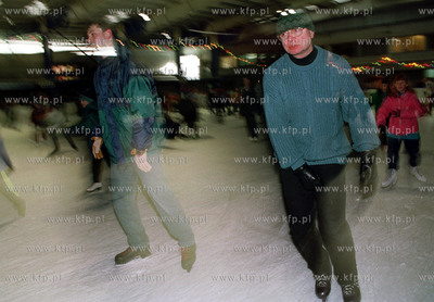 Hala Olivia w Gdansku 6.02.99 fot. Wojtek Jakubowski...