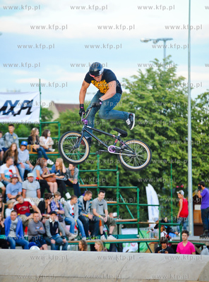 Gdansk. Plac Zebran Ludowych. Baltic Games, festiwal...