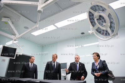 Gdansk. Uroczystosc zakonczenia budowy Centrum Medycyny...