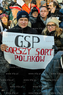 Gdansk. Manifestacja w obronie Wolnych Mediow zorganizowana...