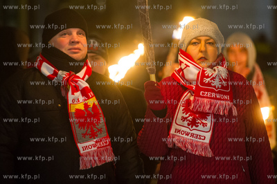 Gdansk. Dlugi Targ. Manifestacja przeciwko przyjmowaniu...