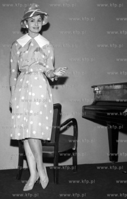 Pokaz mody lat 60. 1965 z0004118 Fot. Zbigniew Kosycarz...