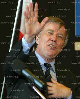 Profesor Jan Miodek, znany jezykoznawca wyglosil w...