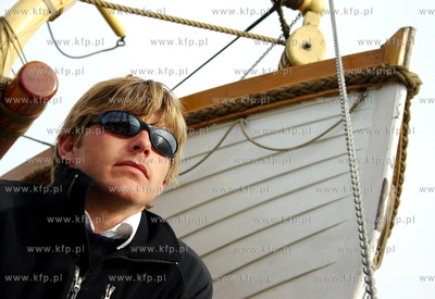 Wizyta zaglowca George Stage - najmniejszego pelnorejowca...