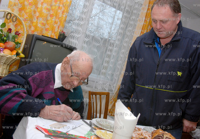 Tadeusz Gorski, ktory konczy 100 lat.
Jubilat, ktory...