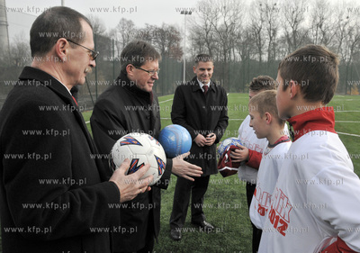 W Pelplinie przy ZSP nr2 otwarto kompleks boisk w ramach...