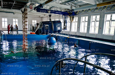 Gdynia. Osrodek Szkolenia Nurkow i Pletwonurkow Wojska...
